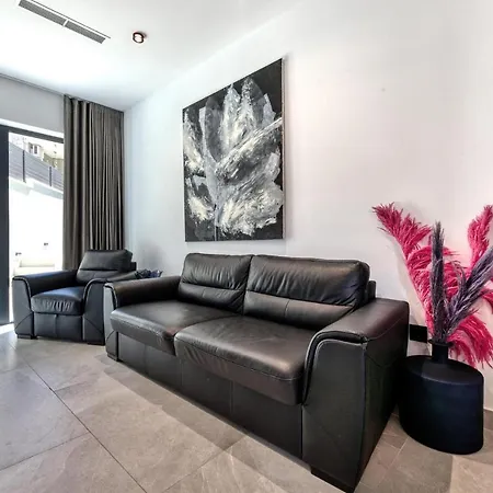 Apartament Nice Apartment In Dubrovnik With Outdoor Swimming Pool, Wifi And Heated Swimming Pool *