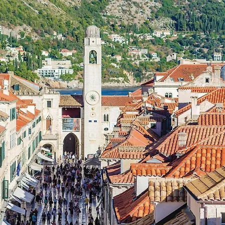 Nice Apartment In Dubrovnik With Outdoor Swimming Pool, Wifi And Heated Swimming Pool
